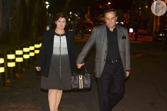 Ronnie Von e mulher são assaltados em SP: 'Difícil conviver com essa violência'