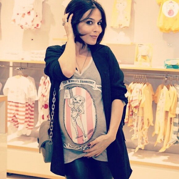 Nasceu na manhã desta terça-feira, 15 de dezembro de 2015, Noá, filho do ator Alexandre Nero com a consultora de estilo, Karen Brusttolin