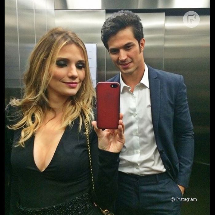 Romulo Estrela e a esposa, Nilma Quariguasi, anunciaram a gravidez