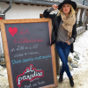 Fiorella Mattheis aprecia a neve da janela de seu quarto em hotel na Suíça. A foto foi publicada na manhã desta quarta-feira, 16 de dezembro de 2015