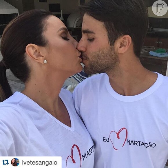 Ivete Sangalo beija o marido, Daniel Cady, que comprou um cachorrinho para a família