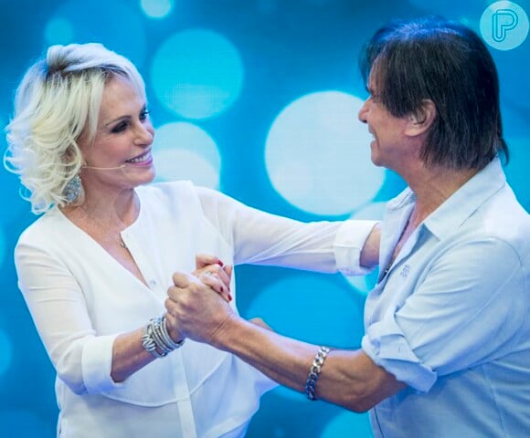 Roberto Carlos e Ana Maria Braga dançaram juntos no 'Mais Você'