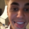 Justin Bieber exibe dente de ouro nas redes sociais e faz mistério sobre novo trabalho: 'Vem uma grande novidade por aí'