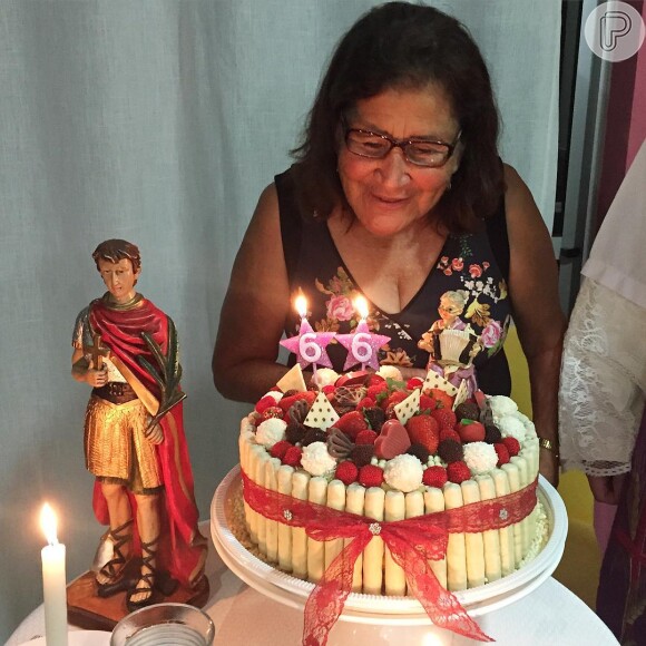 Sebastiana Maria de Lima, mãe de Gusttavo Lima, completou 66 anos há duas semanas