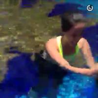 Anitta faz treino aquático e personal brinca: 'Arrancando o couro'. Vídeo!