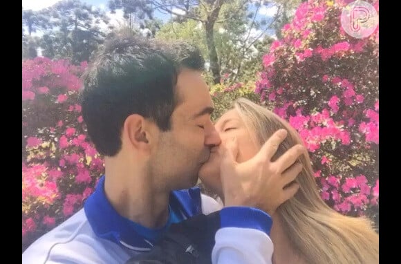 Ticiane Pinheiro desejou parabéns para César Tralli através de sua conta de Instagram: 'Saúde, amor, alegria, leveza e que você viva intensamente cada dia com muita tranquilidade e serenidade'