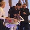 Xuxa evitou falar com Gugu Liberato durante a gravação do especial 'Família Record'