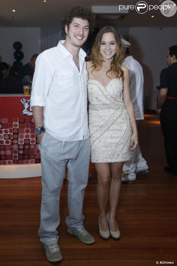 Em maio deste ano, Juliana Lohmann terminou o namoro com ator Caio Paduan. Eles se conheceram durante as gravações da temporada 2011 de 'Malhação'