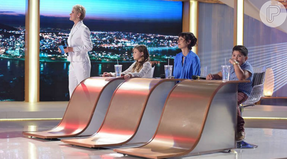 Xuxa Meneghel recebeu as atrizes Nikki Meneghel e Katiuscia Canoro em seu programa