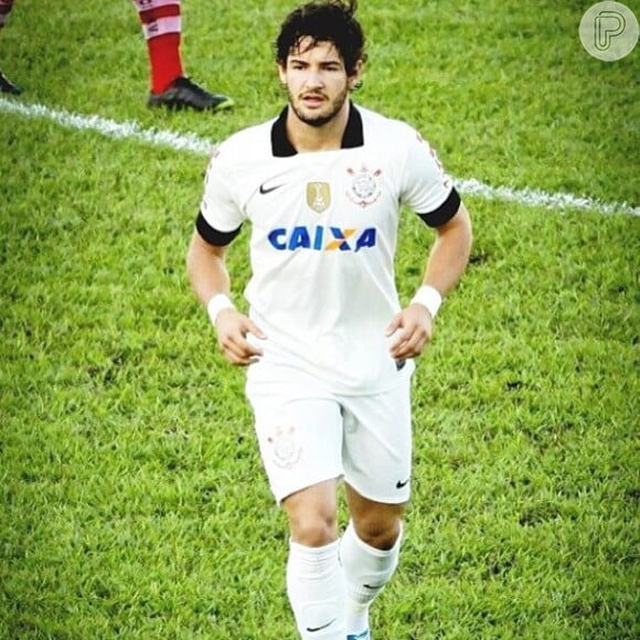 Alexandre Pato está defendendo a camisa do Corinthians desde que deixou o Milan