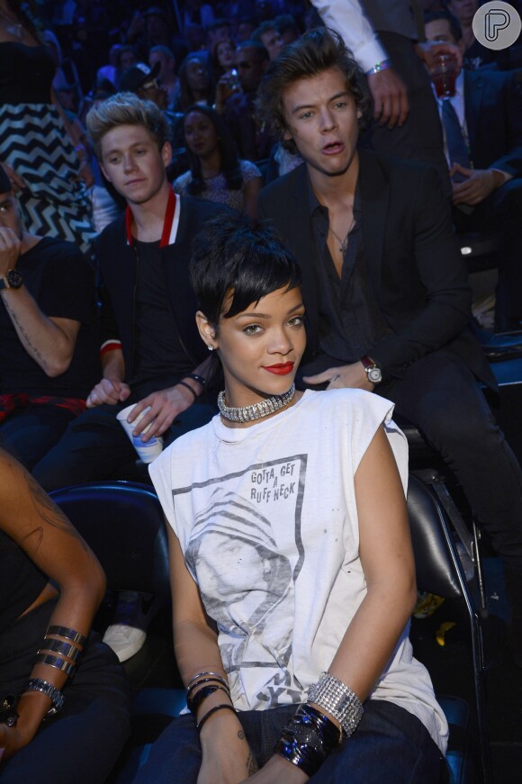 Rihanna viveu um relacionamento conturbado com Chris Brown. Após o término do namoro, a cantora teve um relacionamento aberto com o também rapper, A$AP Rocky