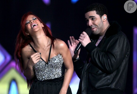 Rihanna e Drake foram vistos em jantar romântico em Nova York, no dia 23 de agosto