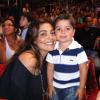 Juliana Paes leva o filho Pedro, de 2 anos para se divertir no circo Tihany, no Rio de Janeiro, em 14 de setembro de 2013