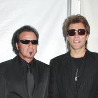 Baterista do Bon Jovi é internado e não tocará no Rock in Rio: 'Desapontado'