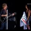 Rock in Rio: Bon Jovi canta para fã que ganhou selinhos