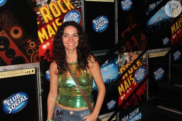 Cláudia Ohana curte o último dia de Rock in Rio