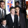 O ex-jogador de futebol David Beckham e a mulher, Victoria, são pais de quatro filhos: Romeo, Brooklyn, Cruz, além de Harper Seven