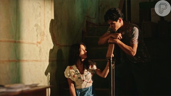 Em 'Velho Chico', Olívia (Giullia Buscacio) estará envolvida com Lucas (Lucas Veloso) ao saber da vinda de Miguel (Gabriel Leone)