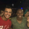 Com a namorada Maria Claudia, ex-BBB Matheus tietou o cantor Thiaguinho e a atriz Fernanda Souza
