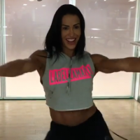 Gracyanne Barbosa posta vídeo dançando funk e agita a web: 'Dotes de dançarina'