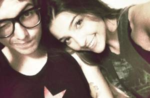 Apaixonado, Pê Lanza, do Restart, posta foto ao lado da nova namorada