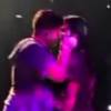 O cantor Ferrugem tentou beijar Anitta durante um show mas a cantora desviou, nesta quarta-feira, 27 de abril de 2016