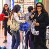 Ana Carolina e Letícia Lima embarcam juntas em aeroporto no Rio nesta sexta-feira, dia 29 de abril de 2016
