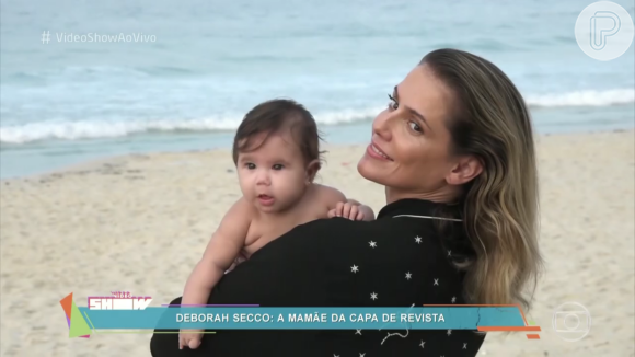 Deborah Secco mostra a filha, Maria Flor, na praia: 'Cada dia uma descoberta'