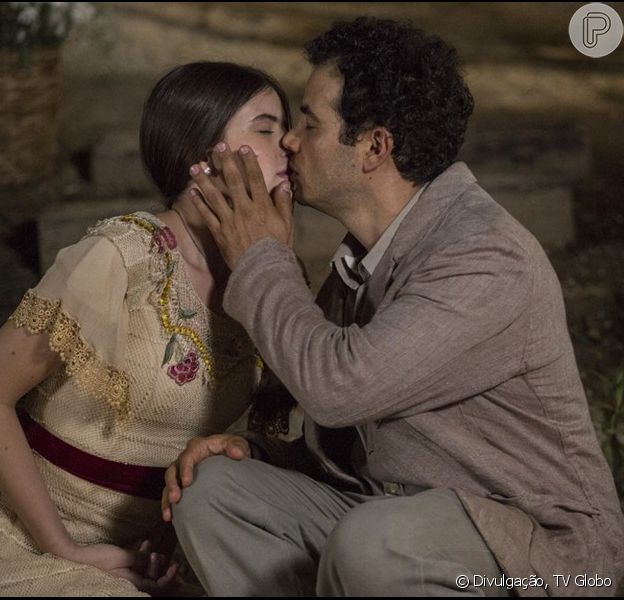 Novela 'Êta Mundo Bom!': Mafalda dá beijo de despedida em Zé dos Porcos ...