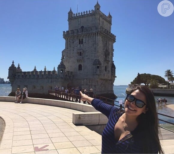 Thais Fersoza visitou a Torre de Belém, um dos mais conhecidos cartões postais de Lisboa