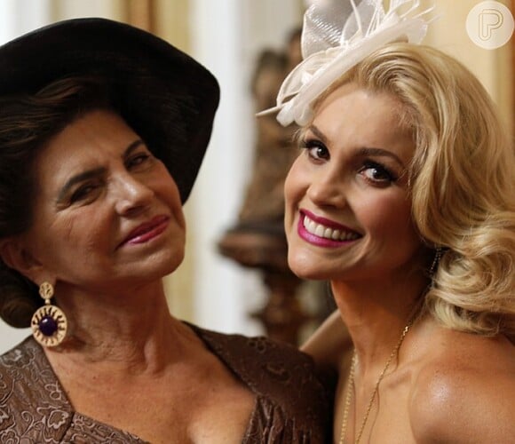 Flávia Alessandra foi incentivada pela mãe, Rachel Costa, na carreira: 'Ela ia comigo'