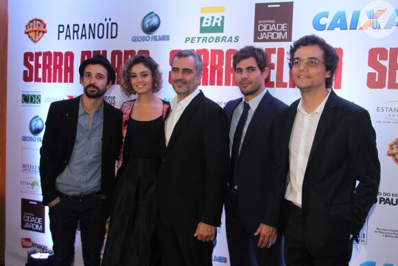 Elenco do filme 'Serra Pelada', no lançamento do longa, em São Paulo, na noite desta segunda-feira, 14 de outubro de 2013