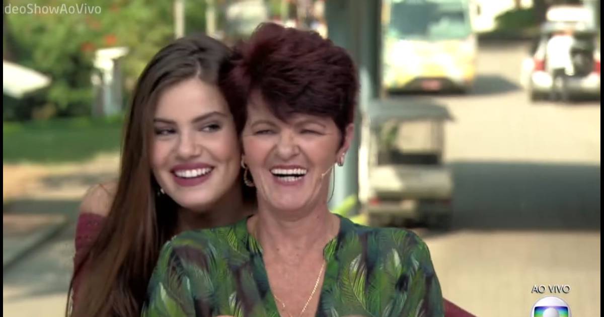 Helena Conta Para Pedro Que Camila é Sua Filha