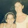 Anitta postou uma foto quando criança ao lado de sua mãe