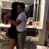 Zezé Di Camargo conduziu a dança com a namorada, Graciele Lacerda