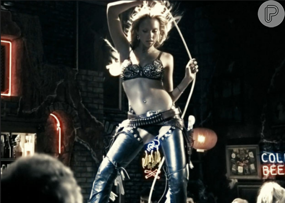 Jessica Alba pediu para que os produtores do filme 'Sin City 2' uma dublê de corpo para fazer as cenas de sexo e nudez