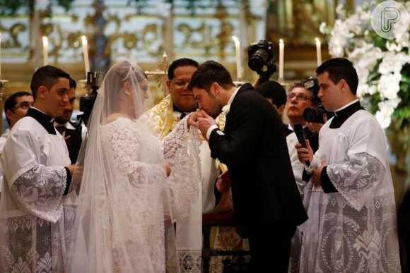 Preta Gil e Rodrigo Godoy se casaram em uma cerimônia luxuosa