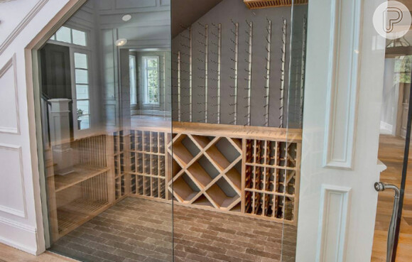 Aos 18 anos, Kylie Jenner compra nova mansão de R$ 21 milhões nos EUA