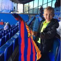 Filho de Neymar, Davi Lucca vai ao estádio torcer pelo Barcelona na Copa do Rei