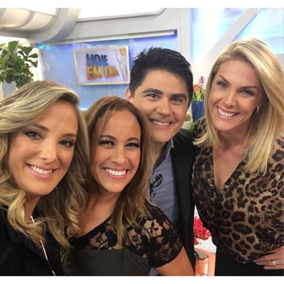 A mãe do pequeno Alexandre Correa, não comandou o programa 'Hoje em Dia', da TV Record, na manhã desta segunda-feira, 23 de maio de 2016
