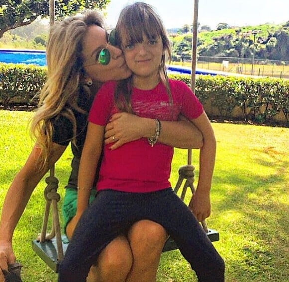 Sacha Chryzman posta foto frequentemente com Rafaella e elogia a filha de Roberto Justus com Ticiane Pinheiro