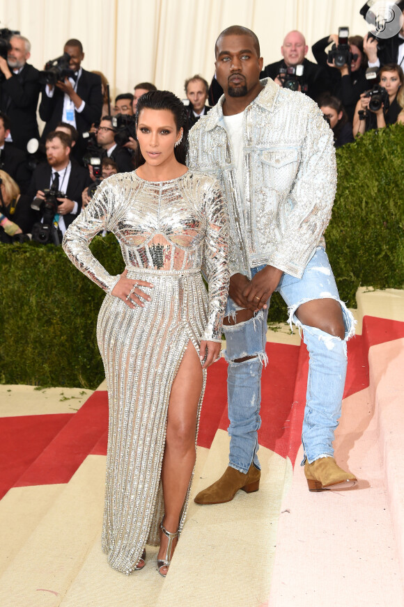 Kim Kardashian vai trazer o marido, Kanye West, para o Rio de Janeiro e deve se hospedar em um hotel de frente para o mar em Ipanema, Zona Sul da cidade, diz o colunista Bruno Astuto, da revista 'Época'
