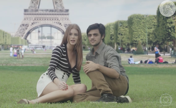 Eliza (Marina Ruy Barbosa) ficou com Jonatas (Felipe Simas) no último capítulo da novela 'Totalmente Demais', exibido em 30 de maio de 2016, e tiveram seu final feliz em Paris, na França