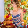 Isabella Santoni comemorou seus 21 anos no dia 06 de maio e não resistiu ao bolo, alimento que estará cada vez mais raro na sua dieta