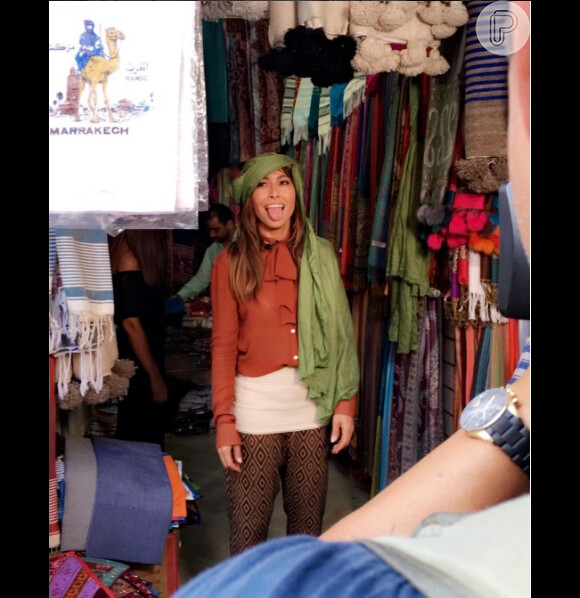 Sabrina Sato está no Marrocos gravando reportagens para seu programa na Record