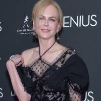 Nicole Kidman aposta em look transparente durante pré-estreia do filme 'Genius'