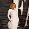 Beyoncé compareceu a festa do Oscar em 2015 usando um longo branco da grife Stella McCartney