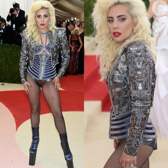 Lady Gaga foi Met Gala 2016 com look Versace metalizado