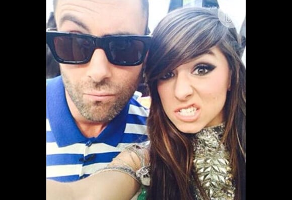 Adam Levine lamentou a morte da jovem em seu Instagram: 'Triste, chocado e confuso'