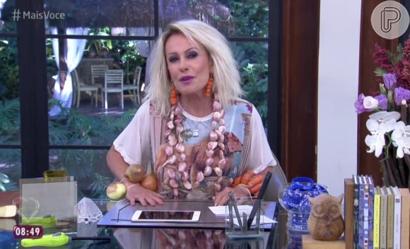 Ana Maria Braga usou colar feito de alho e pulseiras de cenoura e alho no 'Mais Você' em abril de 2016